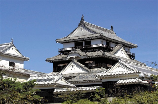 松山城